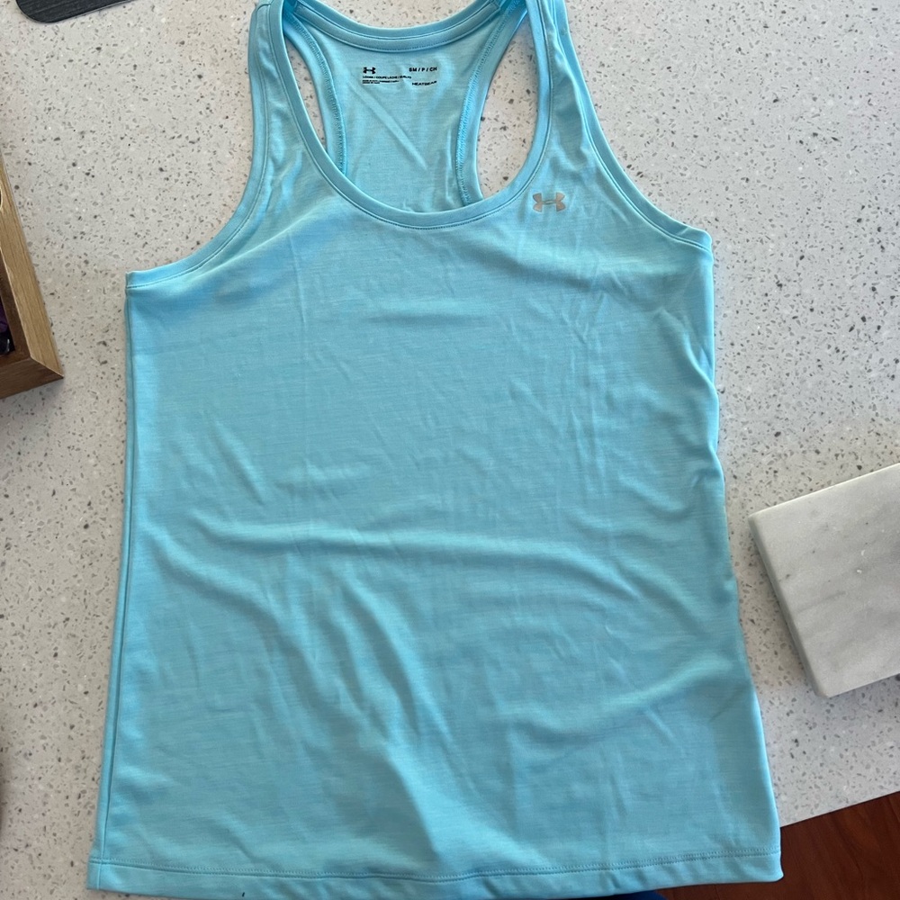 Under Armour tank